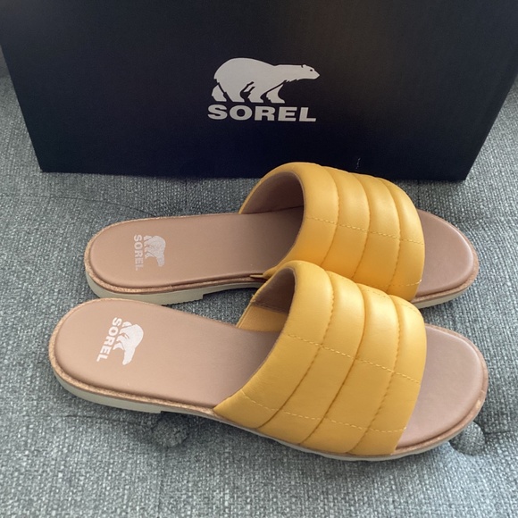 SOREL Ella III Quilted Puff Slide Sandal (Women), size 8.5 M - Picture 10 of 11